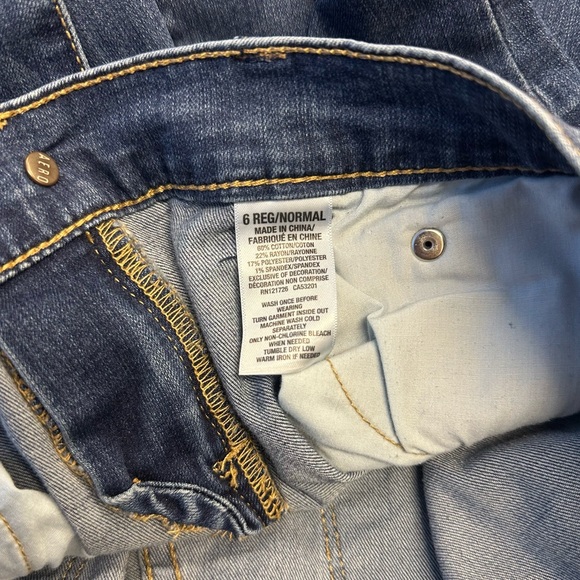 blue jeans aeropostale skinny size 6 regular distressed Lightweight Stretch(b6) - Picture 4 of 4